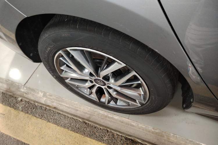 Used BYD Qin PLUS 2023 Champion Edition DM-i 55KM Superior Model
