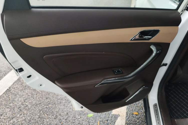 Used Leopaard CS9 2018 1.5T CVT Jingrui Model Interior 8