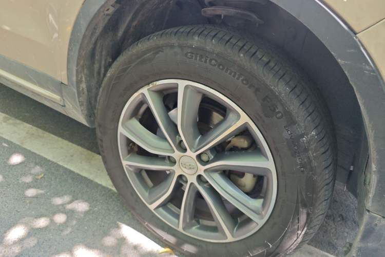 Used Geely Auto Emgrand X7 Sport 2018 1.8TD Automatic Two-Wheel Drive Smart Connect 4G Internet Edition