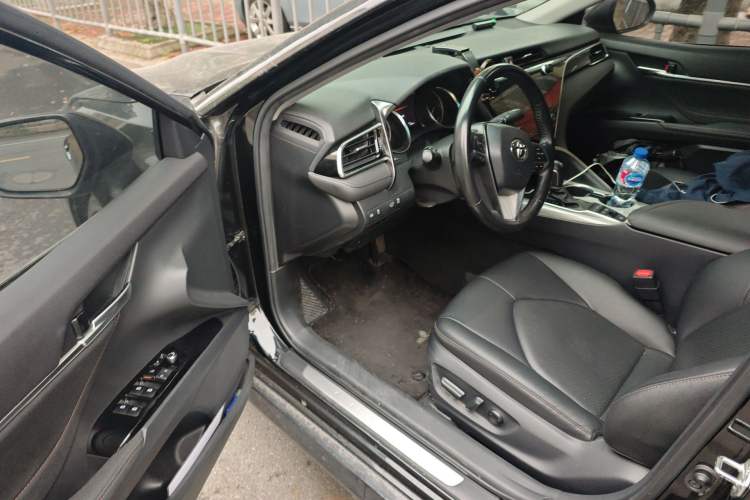 Used Toyota Camry 2019 2.5G Luxury Edition China VI Standard Driver Seat