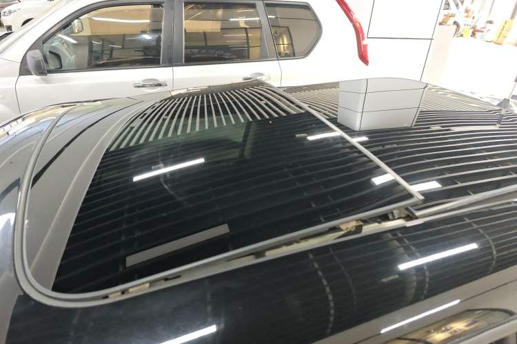 Used MINI MINI 2011 1.6L COOPER Fun