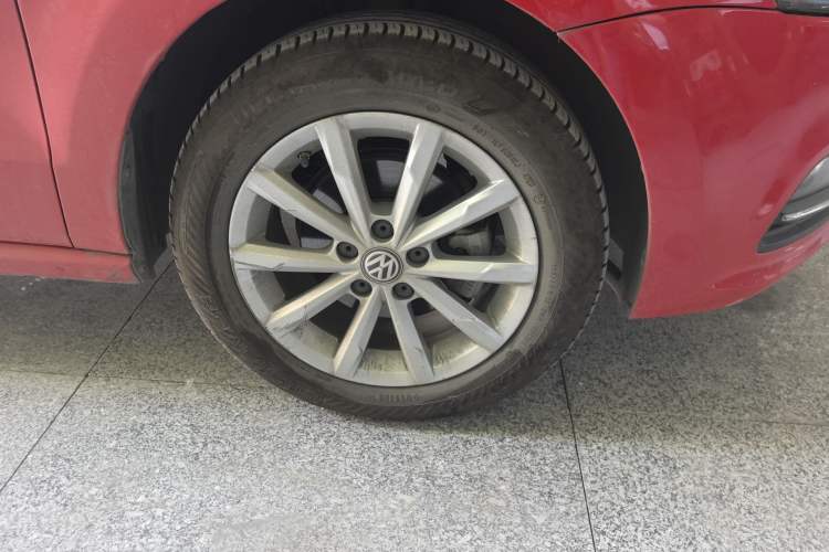 Used Volkswagen Polo 2016 1.6L Automatic Luxury Model
