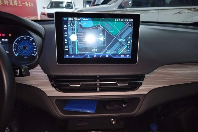 Used Hongqi E-QM5 2024 610 km PLUS