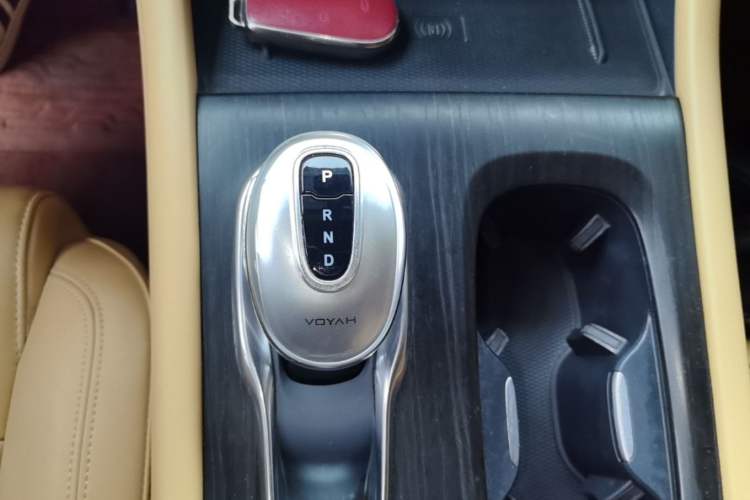 Used VOYAH Dream 2022 Private Customization 0-Emission Version 475 km Gear Lever