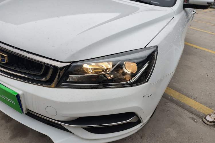 Used Geely Auto Emgrand 2018 1.5L CVT Upward Connect Edition Left Front Headlight