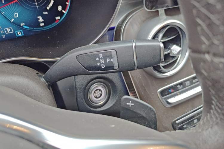 Used Mercedes-Benz GLC 2020 Facelift GLC 260 L 4MATIC Luxury Edition
