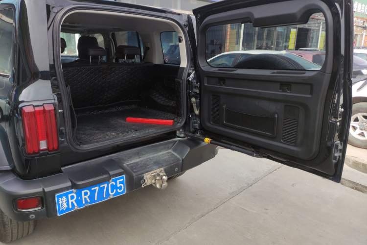 Used Tank 300 2021 Off-Road Edition 2.0T Conqueror Trunk