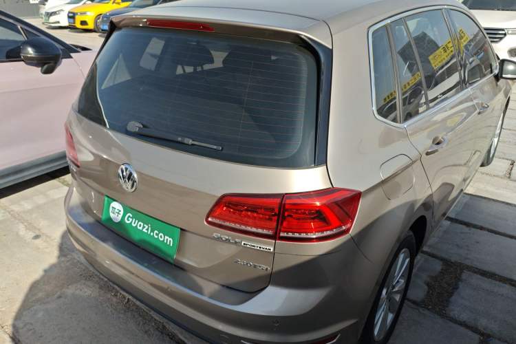 Used Volkswagen Golf Sportsvan 2016 230TSI Automatic Trend Edition