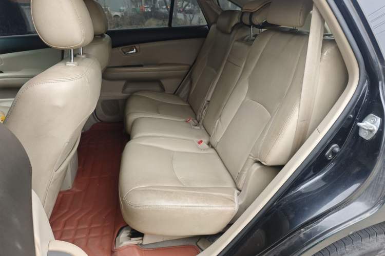 Used BYD S6 2012 2.0L Manual Luxury Version
