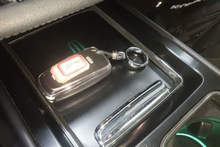 Used Lincoln Corsair 2020 2.0T Two-Wheel Drive Luxury Edition
