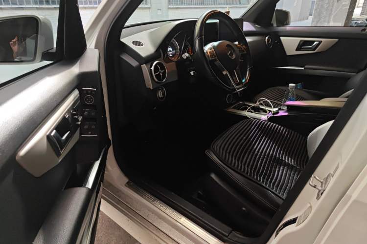 Used Mercedes-Benz GLK-Class 2015 GLK 260 4MATIC Fashion Edition Ultimate Version Driver Seat