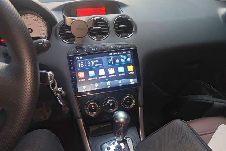 Used Peugeot 408 2013 2.0L Automatic Comfort Edition Audio And AC Panel