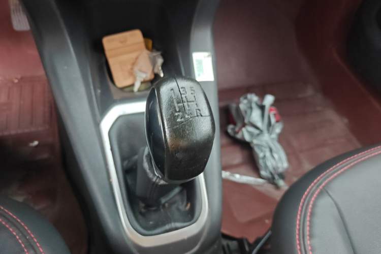 Used Peugeot 301 2014 1.6L Manual Comfort Edition