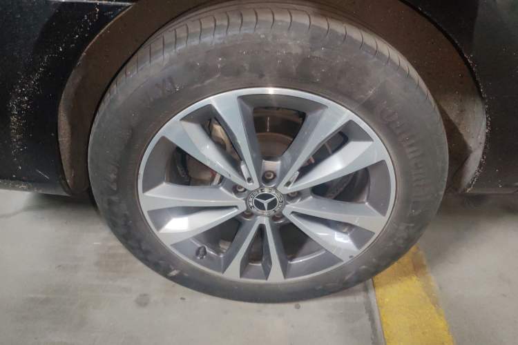 Used Mercedes-Benz V-Class 2020 V 260 Avantgarde Edition