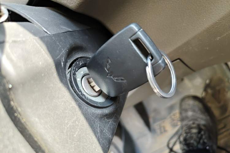 Used Wuling Rongguang V 2018 1.2L Practical Model