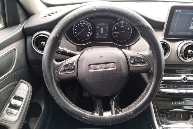 Used TRAUM MEET 3 2018 1.5T Manual Comfort Model