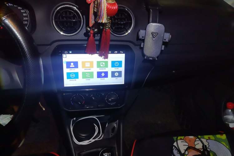 Used Volkswagen Jetta 2017 1.4L Manual Fashion Edition
