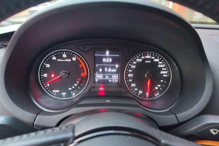 Used Audi A3 2018 30th Anniversary Edition Sportback 35 TFSI Ambition Model
