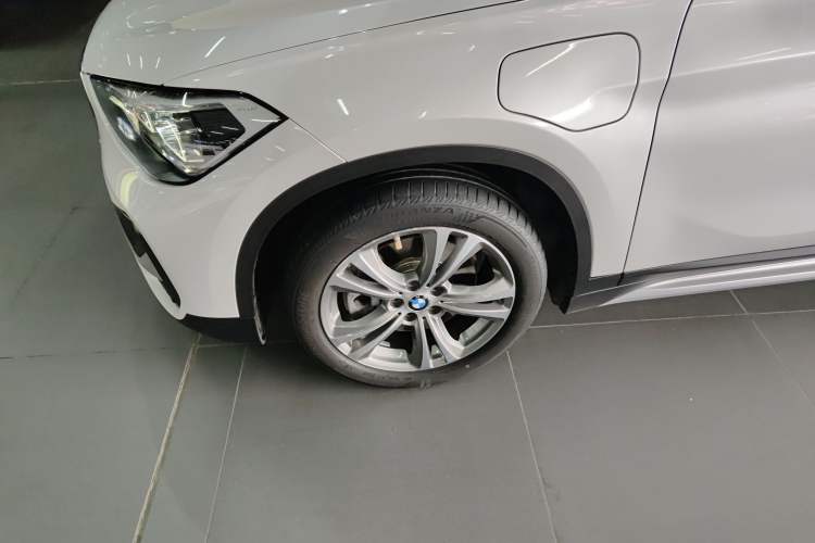 Used BMW X1 New Energy 2021 xDrive30Le Premium Edition Left Front Wheel Hub