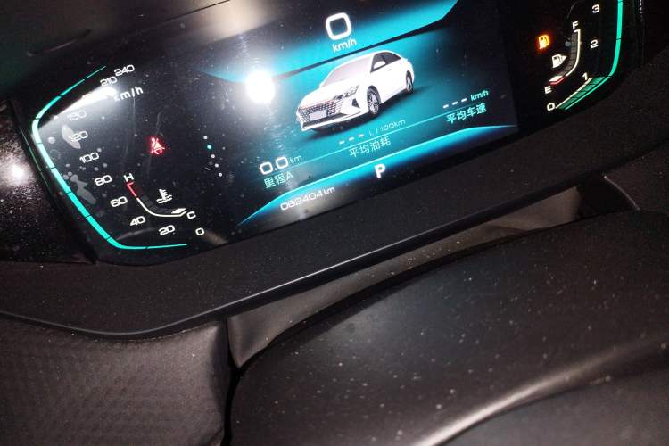 Used Dongfeng Aeolus Yixuan MAX 2023 1.5T Ultra-Stylish Trendsetting Dad Edition Odometer Close Up