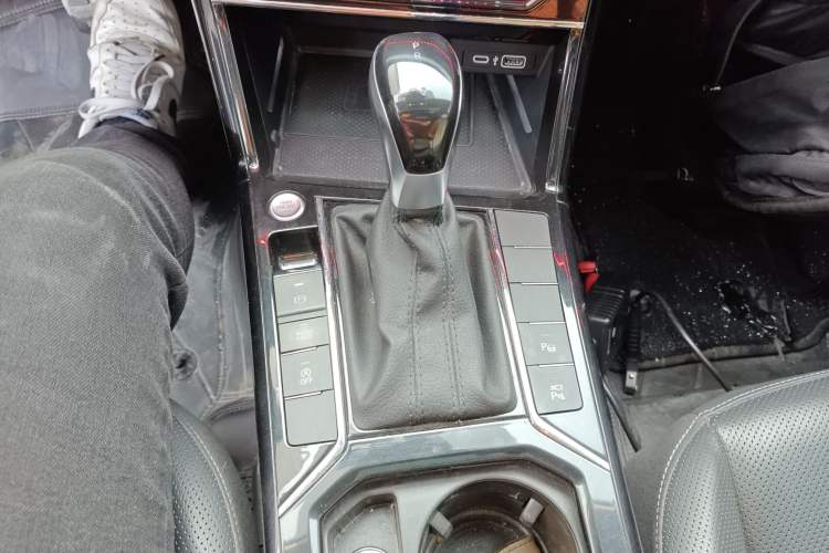 Used Volkswagen Passat 2023 Facelift 330TSI Luxury Edition
