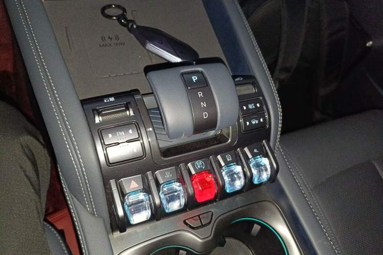 Used Formula Leopard 5 2025 Model 210KM Cloud Ride Tian Shen Ultra Version
