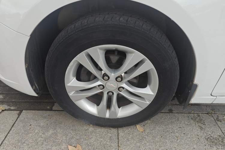 Used Chevrolet Cruze 2015 1.5L Classic SE AT
