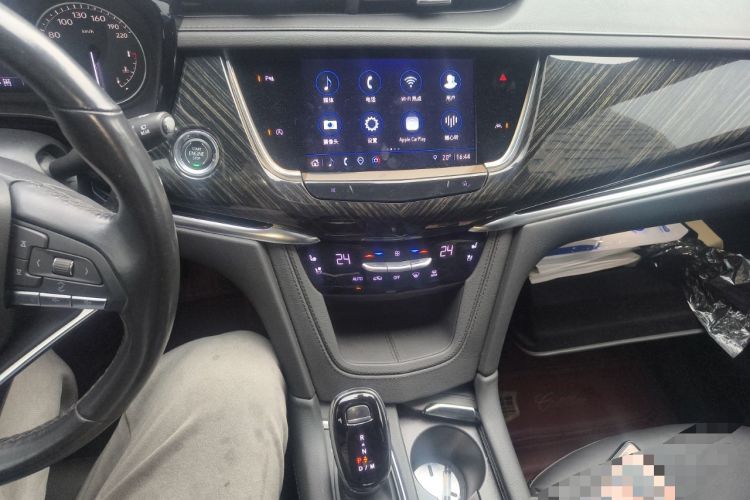 Used Cadillac XT6 2022 2.0T Six-Seater Four-Wheel-Drive Luxury Version
