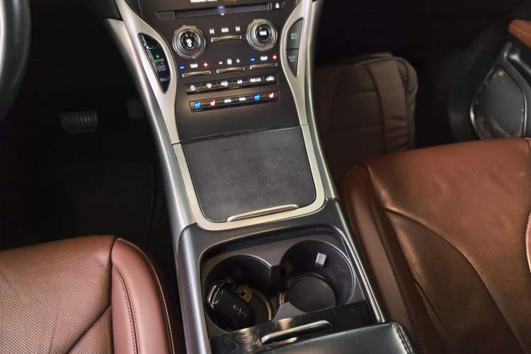 Used Lincoln MKX 2017 2.0T Four-Wheel Drive Zunya Edition
