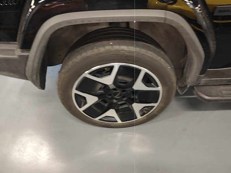 Used iCAR V27 2026 Model 200KM Four-Wheel Drive Falcon 500 — 25