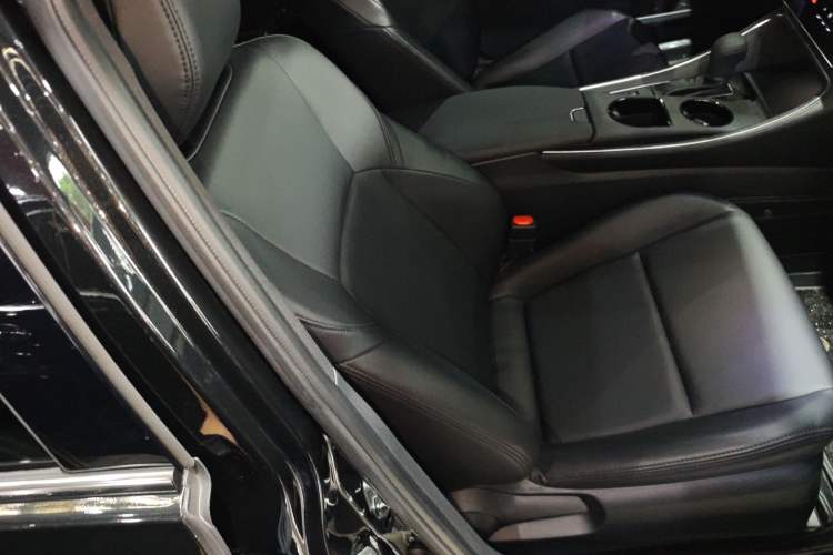 Used Toyota Avalon 2024 2.0L Ambition Edition