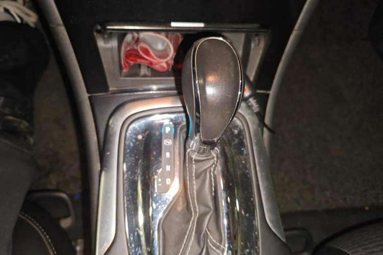 Used Buick Regal 2015 1.6T Fashion Tech Model
