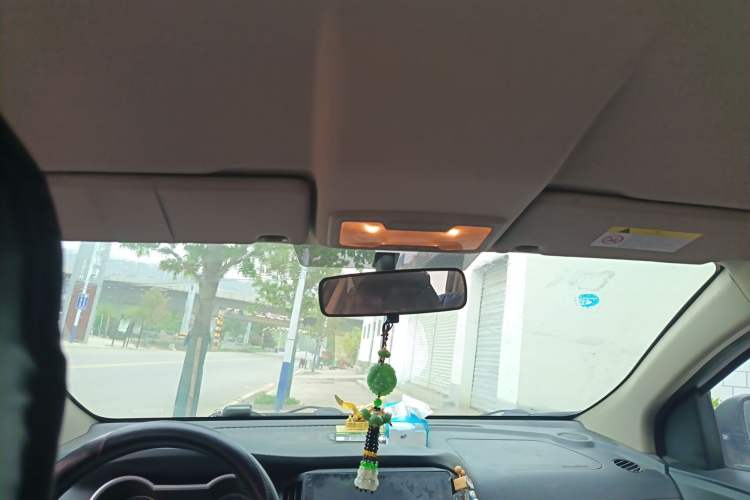 Used Dongfeng Aeolus AX3 2016 1.5L Manual Shangkue Model Headliner