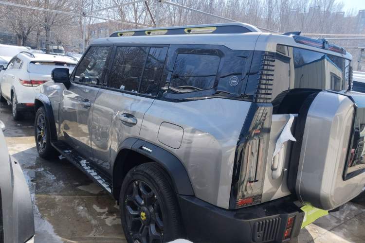 Used JETOUR Shanhai Traveler C-DM 2024 C-DM 208KM Mountain & Wilderness Edition Exterior 2