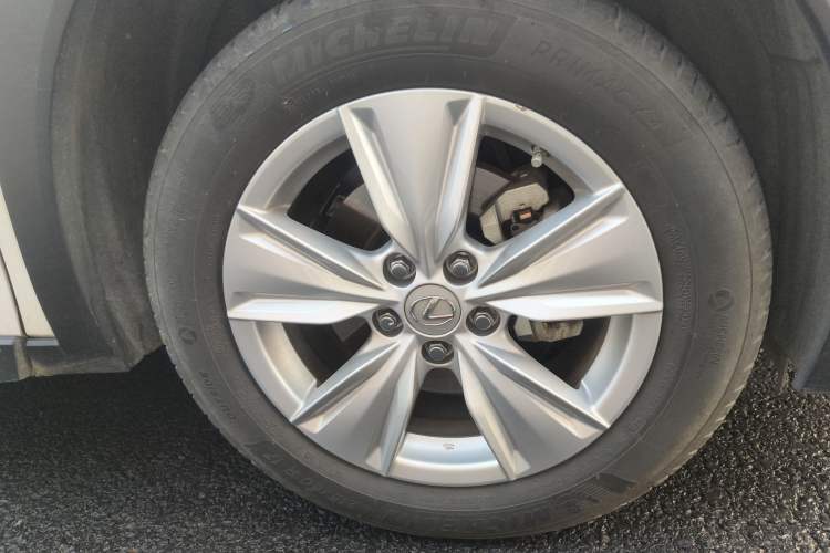 Used Lexus UX 2020 260h Explore & Adventure Edition