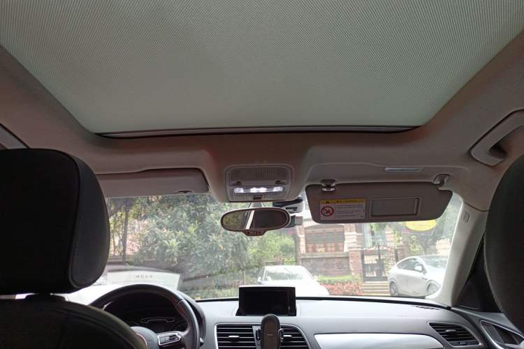 Used Audi Q3 2015 35 TFSI Comfort Model