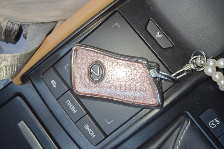 Used Lexus ES 2020 200 Excellence Edition
