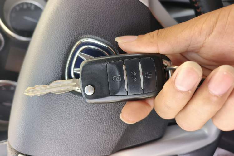 Used CHANGAN CS35 2016 1.6L Automatic Luxury Model China IV Standard
