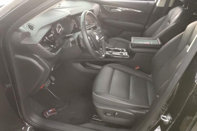 Used Buick Envision 2022 Encore Plus 552T Five-Seat Luxury Model
