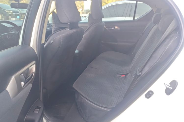 Used Lexus CT 2017 CT200h Elite Edition Monotone China VI Left Rear Seat