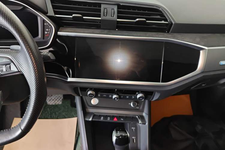 Used Audi Q3 Sportback 2020 40 TFSI Fashion Model
