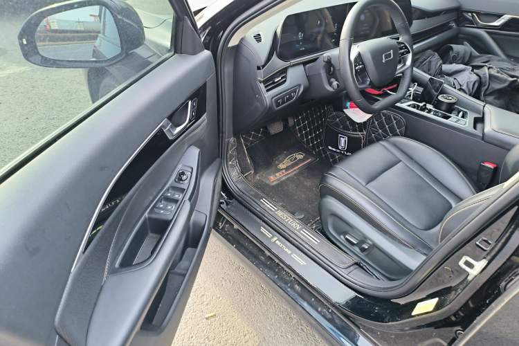 Used Bestune B70 2024 Dragon Edition 1.5T Leading Model
