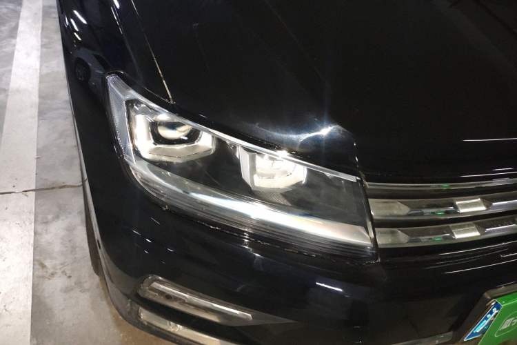 Used Volkswagen Tiguan L 2019 330TSI Automatic Two-Wheel Drive Smart Luxury Version China V Emission Standard