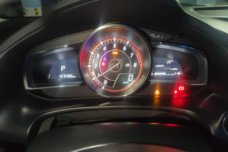 Used Mazda 3 Axela 2014 Sedan 2.0L Automatic Flagship Model Instrument Cluster