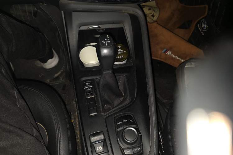 Used BMW X1 2016 sDrive18Li Fashion Model Gear Lever