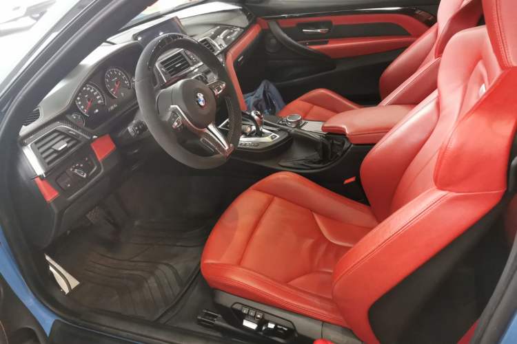 Used BMW M4 2014 M4 two-door coupe
