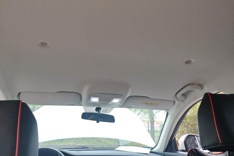 Used CHANGAN OSHAN X7 2020 1.5T Automatic Elite Edition Headliner