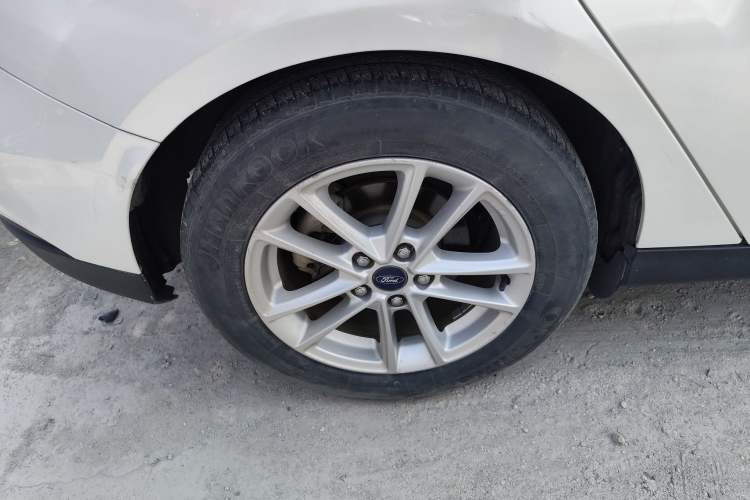 Used Ford Focus 2015 Hatchback 1.6L Automatic Fashion Edition