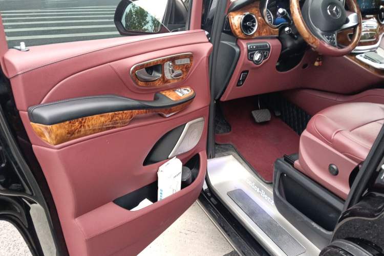 Used Mercedes-Benz Vito 2021 2.0T Business Version 7 Seats
