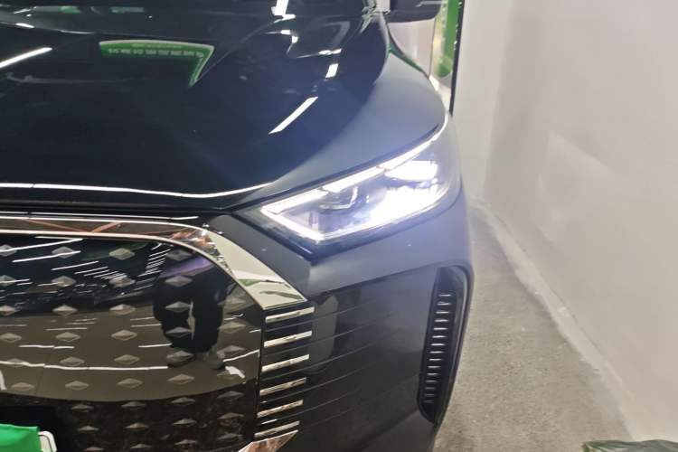 Used Chery Fengyun T8 2025 1.5T 130 km Luxury Edition 5-Seater
